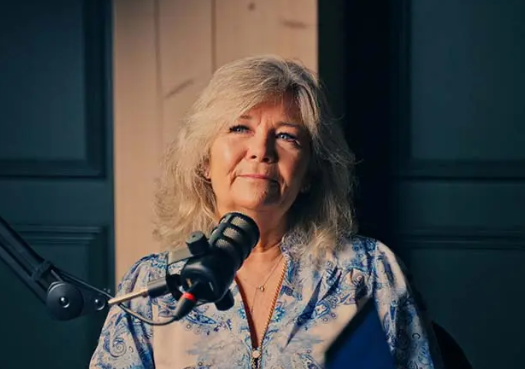 Kjersti Fagerholt, HR-leder i Servicegrossisten Øst, i podkaststudio
